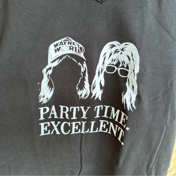 Wayne’s World “Party Time” Tee - Picture 3 of 4
